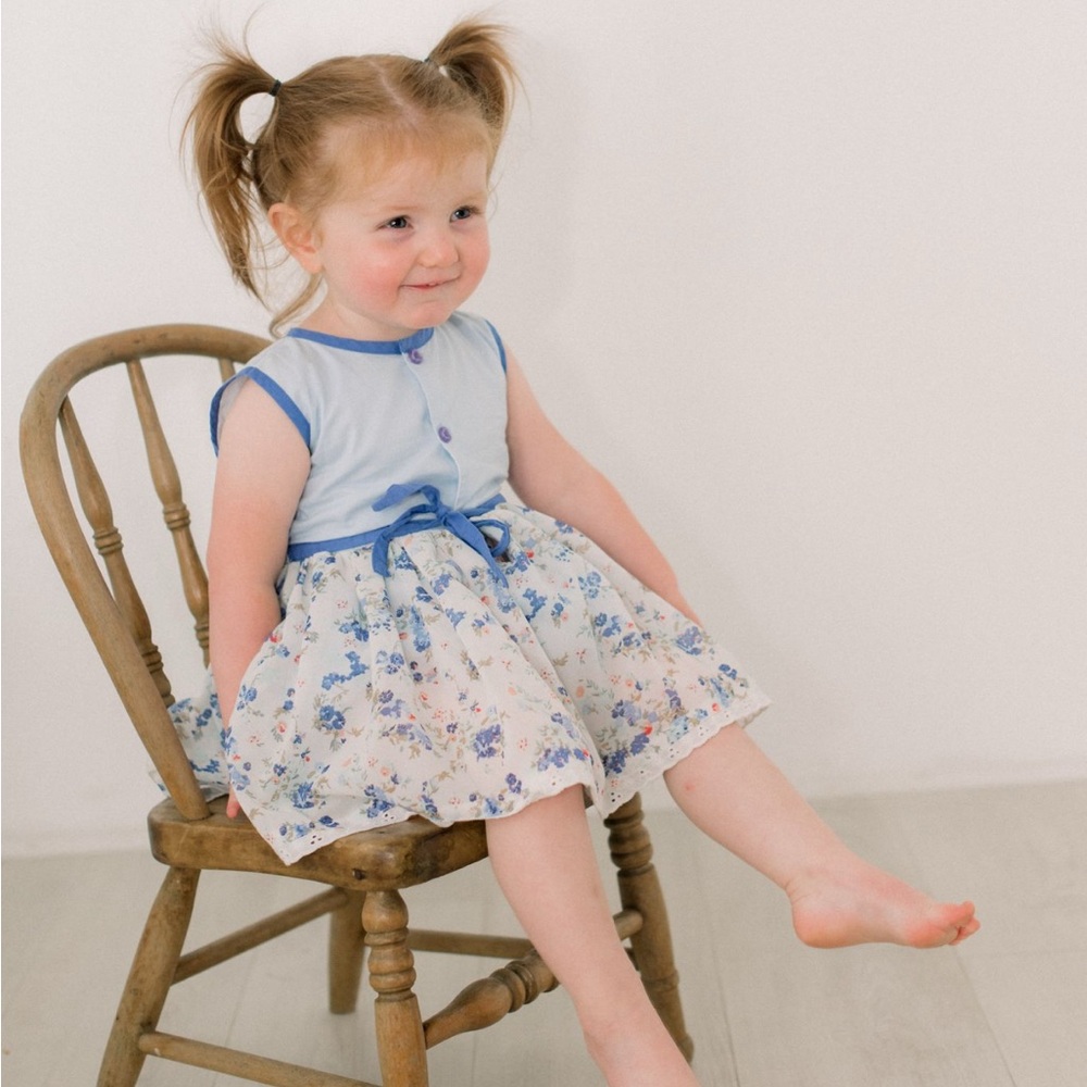 Well Dressed Wolf 2T Blue Floral Innocence Romper - VGUC